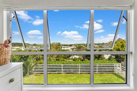Photo of property in 13 Mount View Place, Spotswood, New Plymouth, 4310