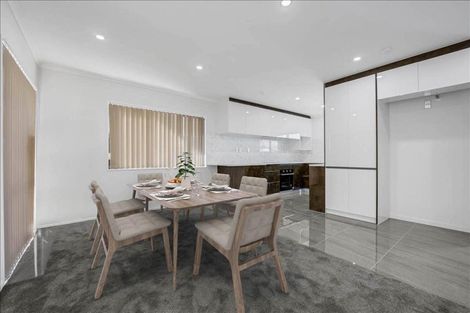 Photo of property in 25c Leaver Place, Weymouth, Auckland, 2103