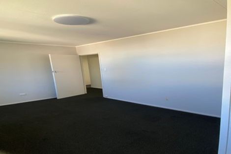 Photo of property in 13 Woodstock Road, Forrest Hill, Auckland, 0620