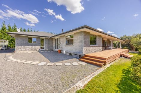 Photo of property in 1127 Pourerere Road, Omakere, Waipawa, 4271