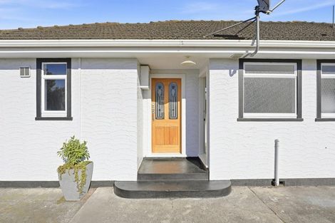Photo of property in 44 Gonville Avenue, Gonville, Whanganui, 4501