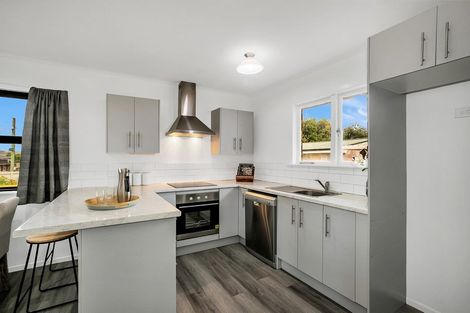 Photo of property in 4 Coles Place, Manurewa, Auckland, 2102