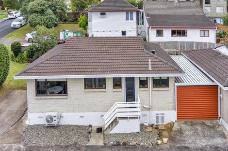 Photo of property in 24 Waterloo Street, Dannevirke, 4930