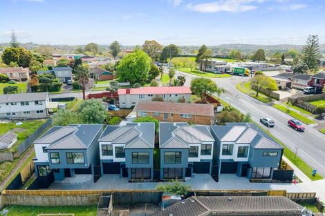 Photo of property in 101d Gossamer Drive, Pakuranga Heights, Auckland, 2010