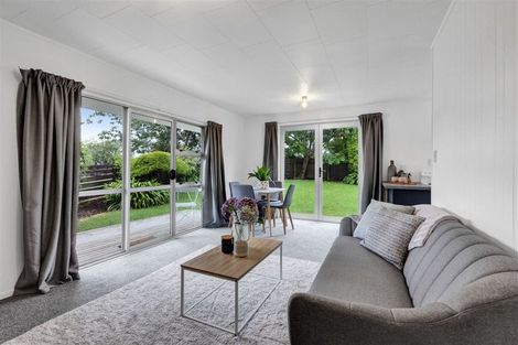 Photo of property in 2/18 Culzean Grove, Bell Block, New Plymouth, 4312