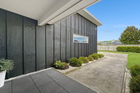 Photo of property in 50 Montgomery Crescent, Kinloch, Taupo, 3377