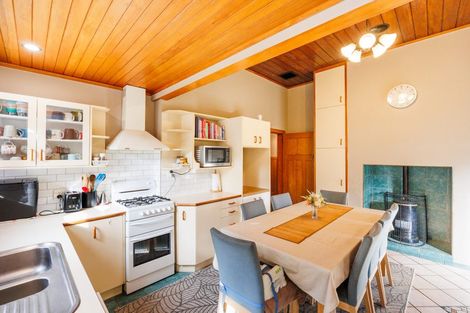 Photo of property in 16 Margaret Street, Roslyn, Palmerston North, 4414