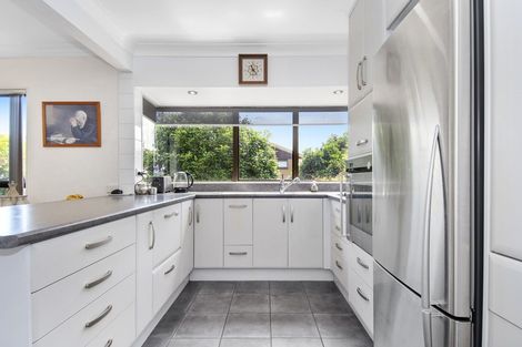 Photo of property in 33 Kotuku Place, Matua, Tauranga, 3110