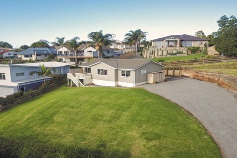 Photo of property in 181f Omokoroa Road, Omokoroa, 3114