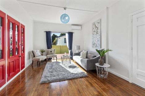 Photo of property in 1140 High Street, Taita, Lower Hutt, 5011