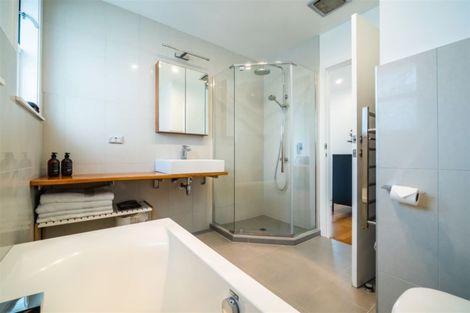 Photo of property in 2 Leander Road, Bayswater, Auckland, 0622