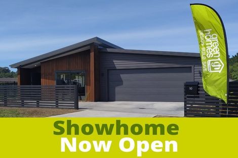 Photo of property in 15 Crows Road, Swanson, Auckland, 0614