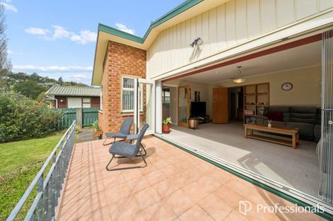 Photo of property in 3 York Avenue, Manor Park, Lower Hutt, 5019