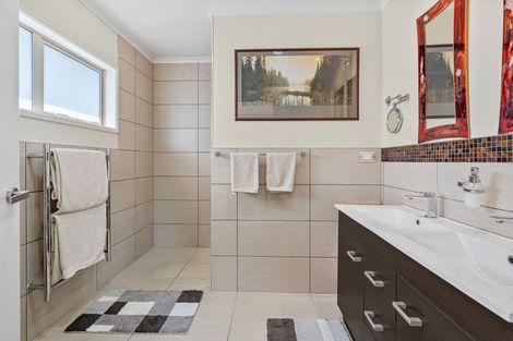 Photo of property in 19 Cookham Place, Maunu, Whangarei, 0179