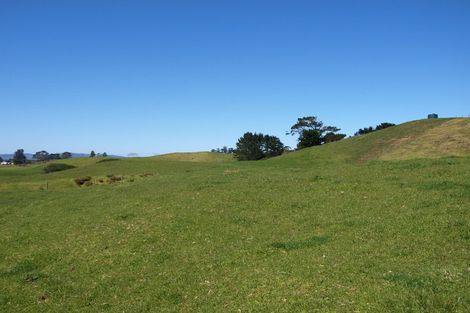 Photo of property in 247 Kaihau Road, Karioitahi, Waiuku, 2683