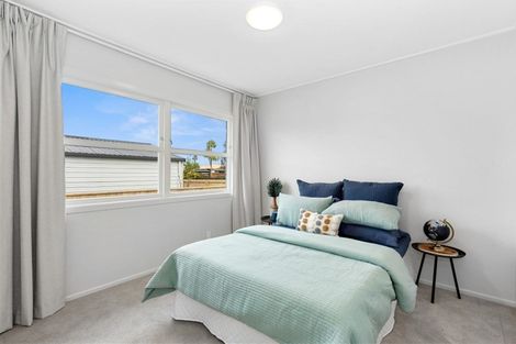 Photo of property in 2 Mears Road, St Andrews, Hamilton, 3200