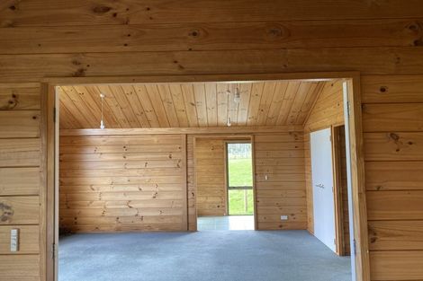 Photo of property in 10 Bycroft Road, Karaka, Papakura, 2578