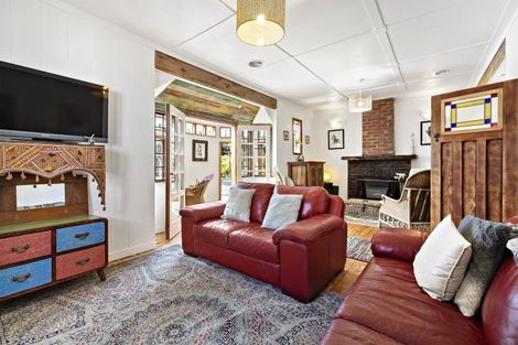 Photo of property in 18 Mahoe Street, Eastbourne, Lower Hutt, 5013