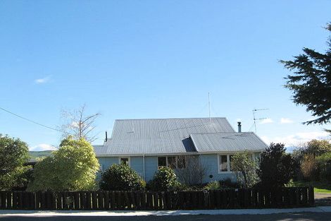 Photo of property in 180 Porangahau Road, Waipukurau, 4200