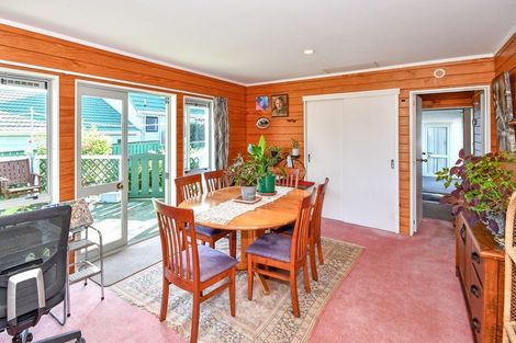 Photo of property in 21 Saint Johns Avenue, Tuakau, 2121