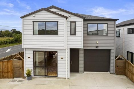 Photo of property in 2 Tumu Road, Papakura, 2110