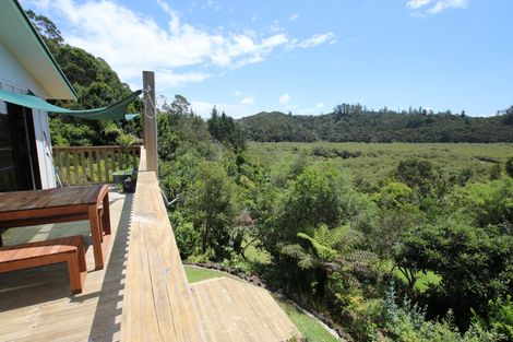 Photo of property in 38 Puketiro Place, Paihia, 0200