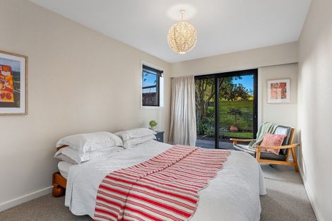 Photo of property in 69 Searells Road, Strowan, Christchurch, 8052