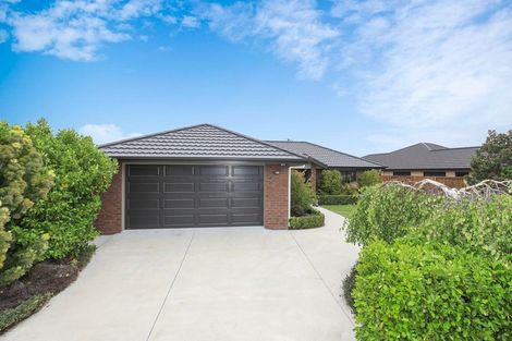 Photo of property in 5 Waltham Place, Rototuna North, Hamilton, 3210