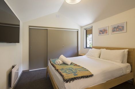Photo of property in La Residence Du Lac, 39/527 Frankton Road, Queenstown, 9300