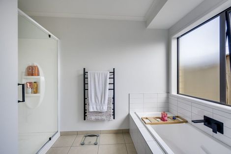 Photo of property in 3 Waitaha Place, Clive, 4102