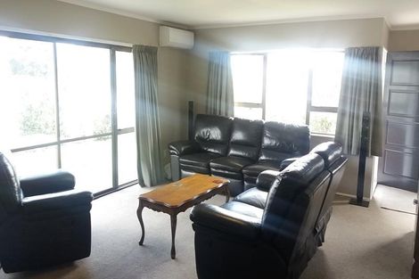 Photo of property in 38 Kapanui Road, Waikanae, 5036