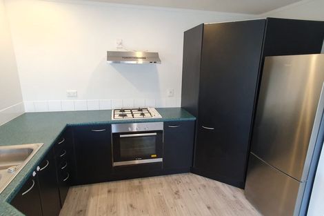 Photo of property in 8 Girton Terrace, Mount Cook, Wellington, 6021