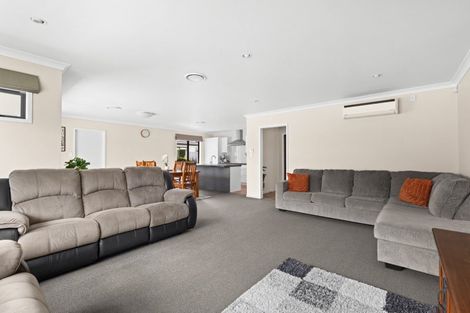 Photo of property in 216 Frimley Oaks, Frimley, Hastings, 4120