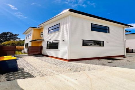 Photo of property in 44a Godley Road, Green Bay, Auckland, 0604