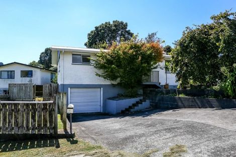 Photo of property in 1 Oawai Place, Marfell, New Plymouth, 4310