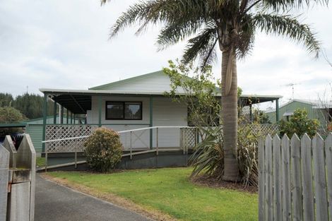 Photo of property in 28 Tamure Place, Ruakaka, 0116