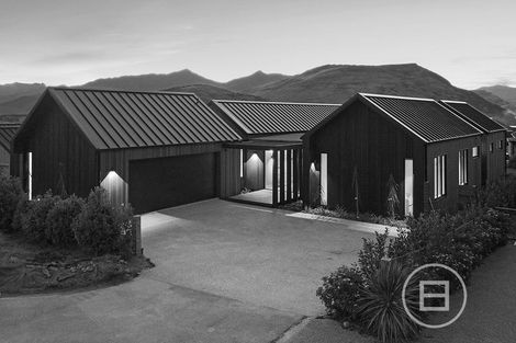 Photo of property in 8 Stockyard Lane, Jacks Point, Queenstown, 9371