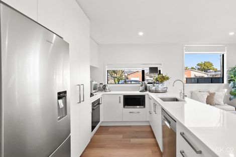 Photo of property in 1/51 Kings Crescent, Hutt Central, Lower Hutt, 5010