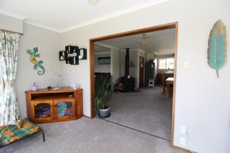 Photo of property in 11 Oxford Street, Waimate, 7924
