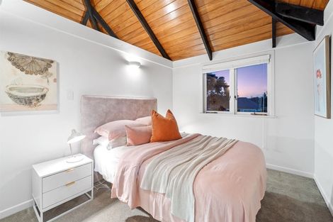 Photo of property in 2a Hauraki Road, Hauraki, Auckland, 0622