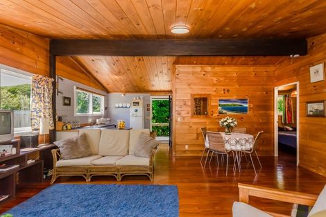 Photo of property in 36 William Street, Waikanae Beach, Waikanae, 5036