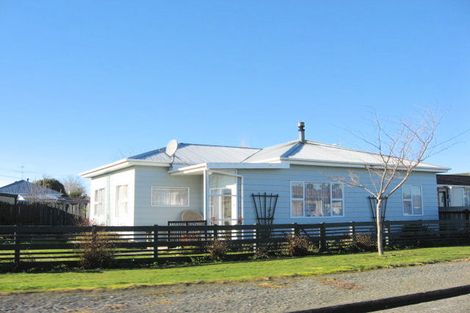 Photo of property in 27 Durham Street, Winton, 9720