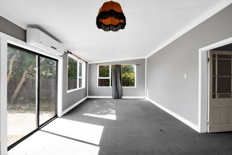 Photo of property in 41 Gloag Street, Waverley, 4510