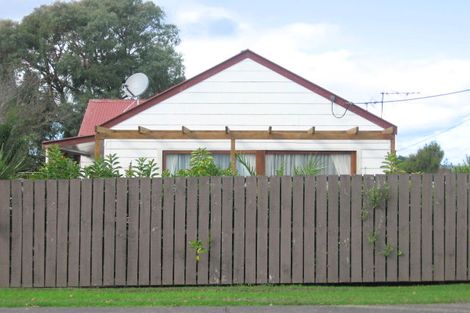 Photo of property in 106 Bruce Mclaren Road, Henderson, Auckland, 0612