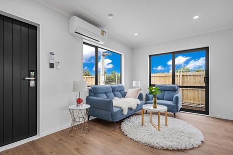 Photo of property in 2/177 Old Wairoa Road, Papakura, 2110