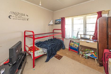 Photo of property in 5 Abbot Street, Gonville, Whanganui, 4501