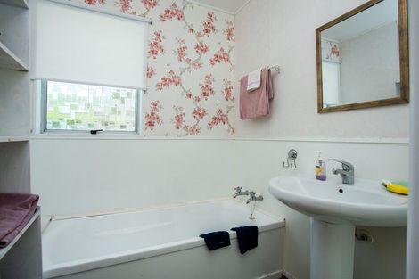 Photo of property in 701b Henry Street, Raureka, Hastings, 4120