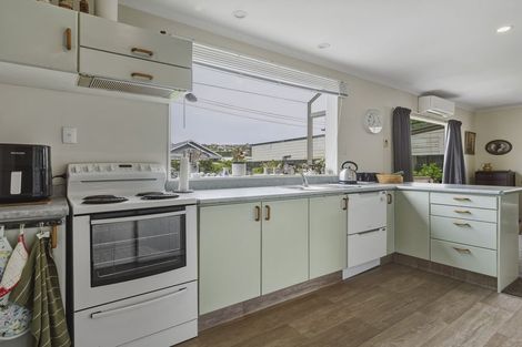 Photo of property in 11 Hargest Crescent, Saint Kilda, Dunedin, 9012