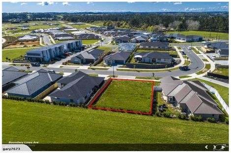 Photo of property in 15 Dida Park Drive, Kumeu, 0810