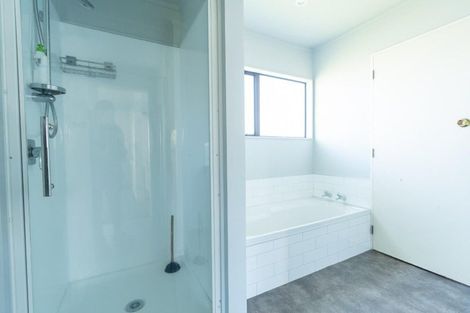 Photo of property in 56 Geraldine Crescent, Cloverlea, Palmerston North, 4412